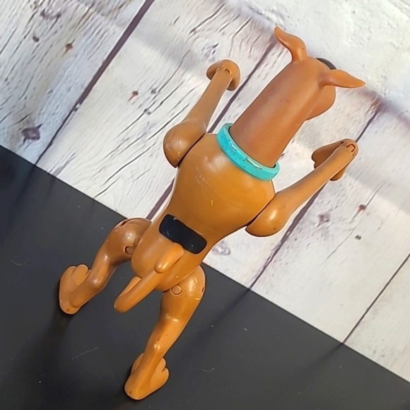 Vintage Y2K Hanna-Barbera Scooby-Doo  Zombie Scooby Poseable Action Figure Toy - Picture 15 of 17